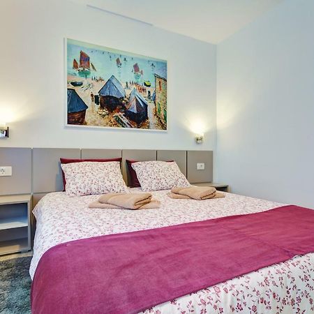 Apartman Morena Новиград Екстериор снимка