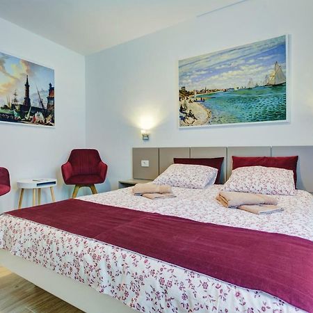 Apartman Morena Новиград Екстериор снимка